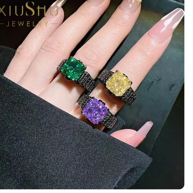 New Jewelry S925 Silver High Carbon Diamond Princess Cut Black Gold 5 Carat Vintage Ring 10*10
New Jewelry S925 Silver High Carbon Diamond Princess Cut Black Gold 5 Carat Vintage Ring 10*10