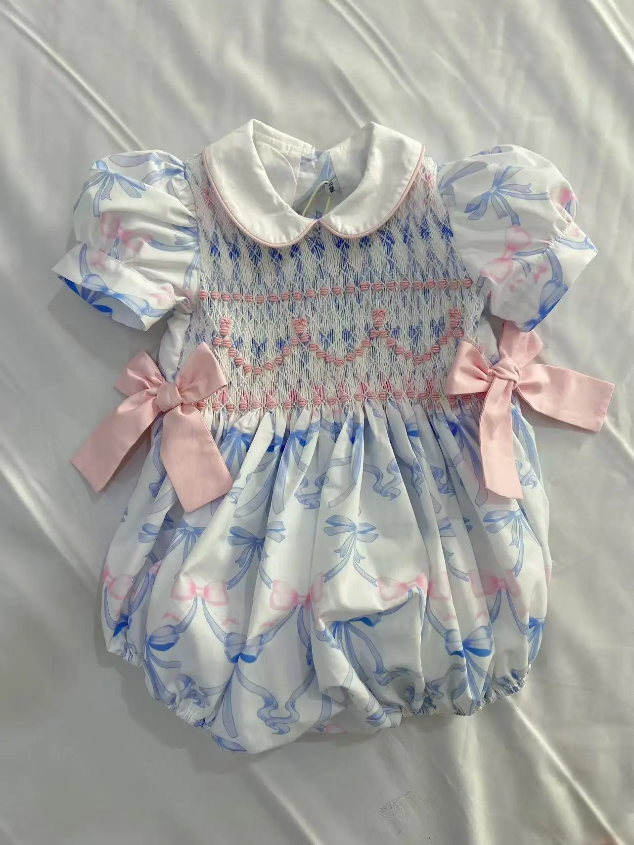 0-6Y Baby Girl Handmade Embroidery Smocked Blue Floral Romper for Birhday Holiday Party Eid Casual A29
0-6Y Baby Girl Handmade Embroidery Smocked Blue Floral Romper for Birhday Holiday Party Eid Casual A29