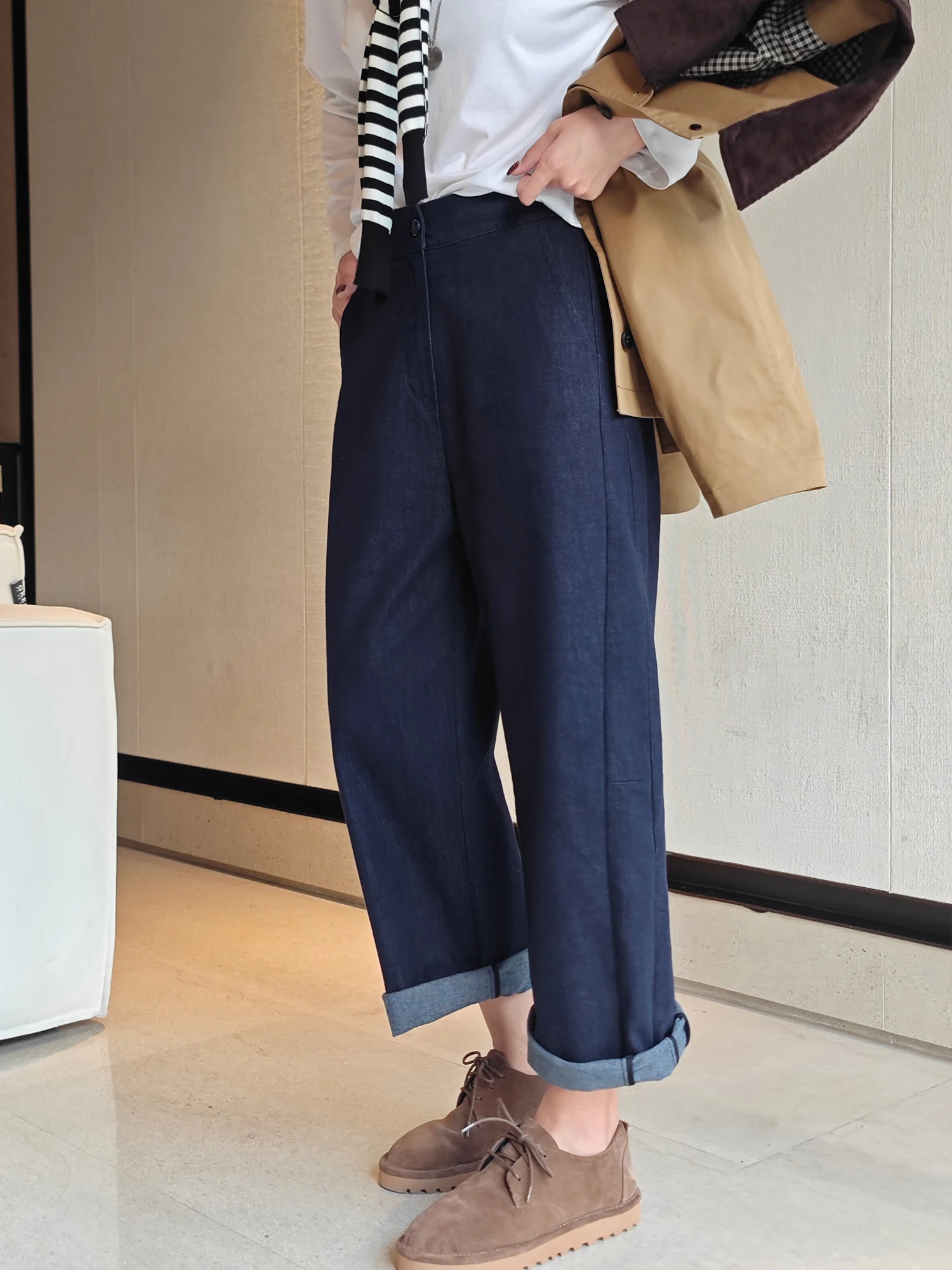 Джинсы Sli Nine-Foot Straight Leg из японского хлопкового стрейч-денима: дышащие, комфортные, для женщин, осенняя коллекция
Джинсы Sli Nine-Foot Straight Leg из японского хлопкового стрейч-денима: дышащие, комфортные, для женщин, осенняя коллекция