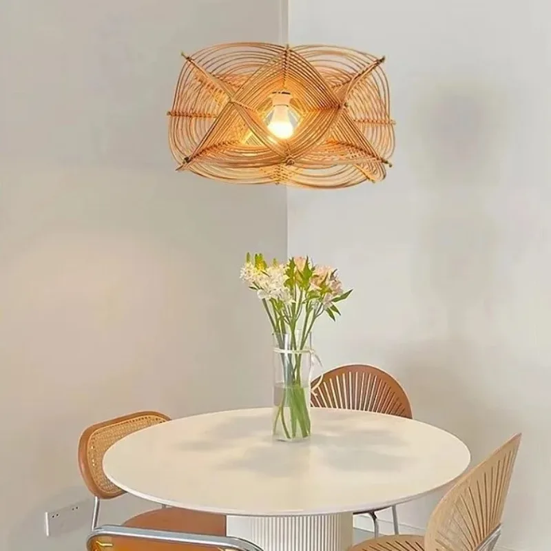Living Room Bedroom Dining Room Decorative Lights B & B Hotel Bar Creative Personality South East Asia Lighting Rattan Chandelie
Living Room Bedroom Dining Room Decorative Lights B & B Hotel Bar Creative Personality South East Asia Lighting Rattan Chandelie