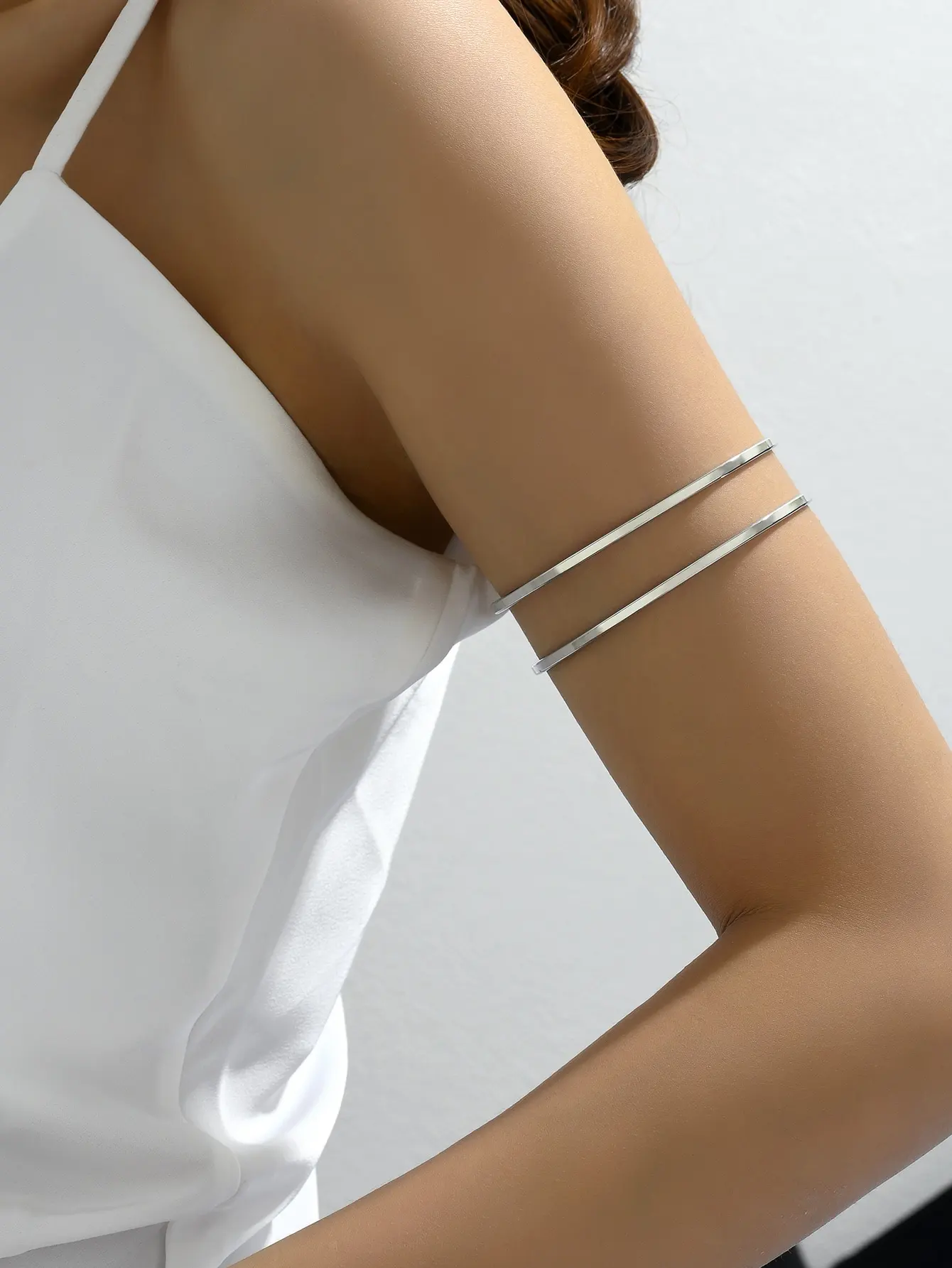 1pc Simple Gold Crossed Opening Cuff Bracelet For Parties, Weddings, Holidays, Casual, Music Festivals, New Year Parties, Festive Gift
1pc Simple Gold Crossed Opening Cuff Bracelet For Parties, Weddings, Holidays, Casual, Music Festivals, New Year Parties, Festive Gift