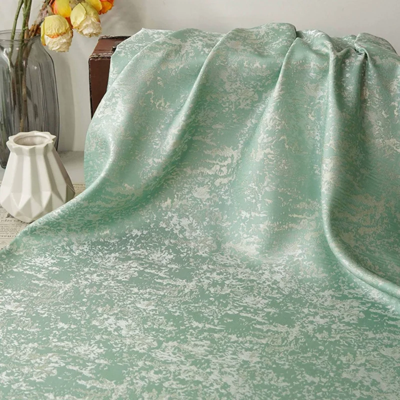 L100cm X W165cm Green Irregular Color Block Texture Jacquard Fabric Chinese Style Designer Material Cheongsam Dresses Fashion
L100cm X W165cm Green Irregular Color Block Texture Jacquard Fabric Chinese Style Designer Material Cheongsam Dresses Fashion