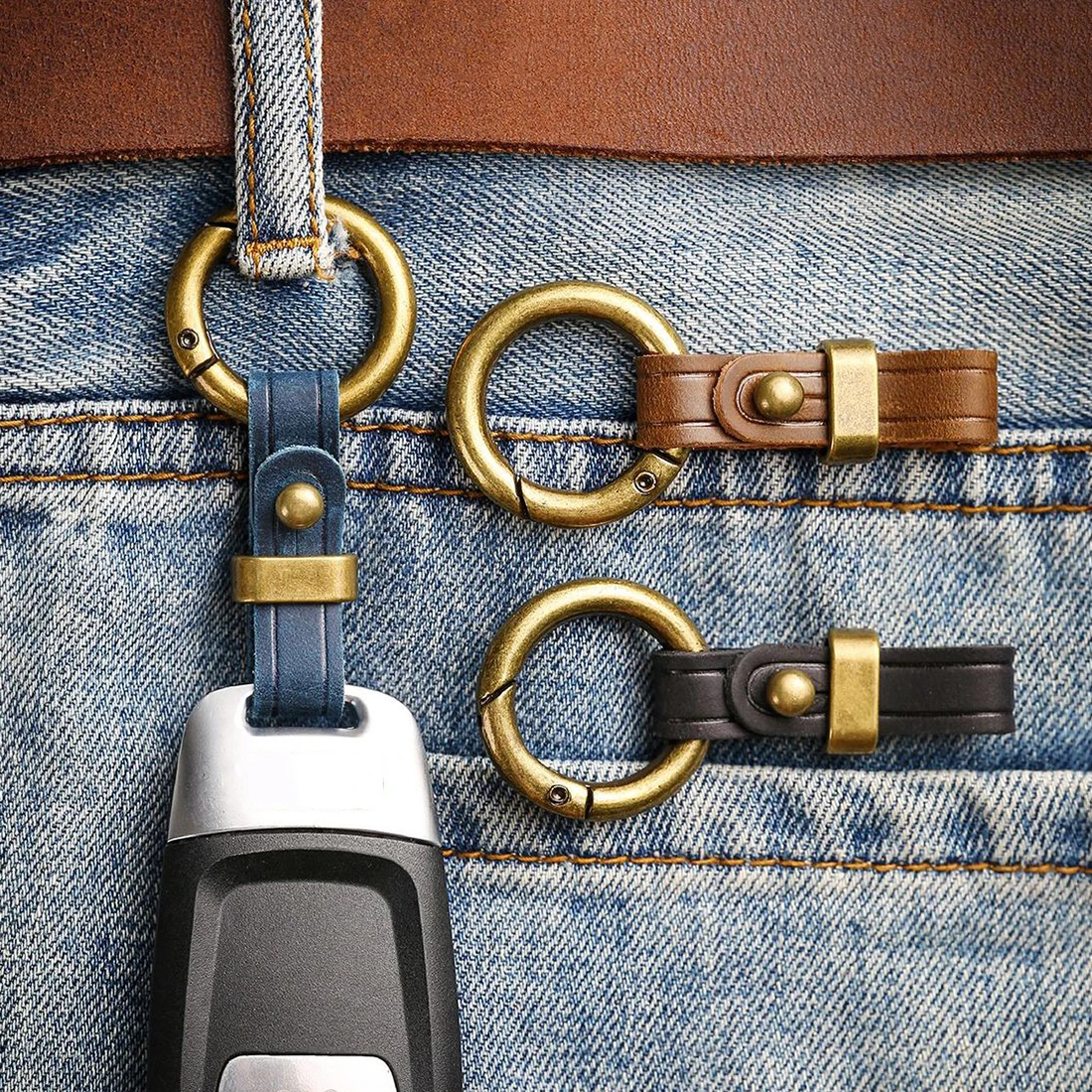 Vintage Keychain Cowhide Men Key Chain Genuine Leather Bag Charm Car Key Ring Holder Retro for Male Cowboy Gift for Accessories
Vintage Keychain Cowhide Men Key Chain Genuine Leather Bag Charm Car Key Ring Holder Retro for Male Cowboy Gift for Accessories
