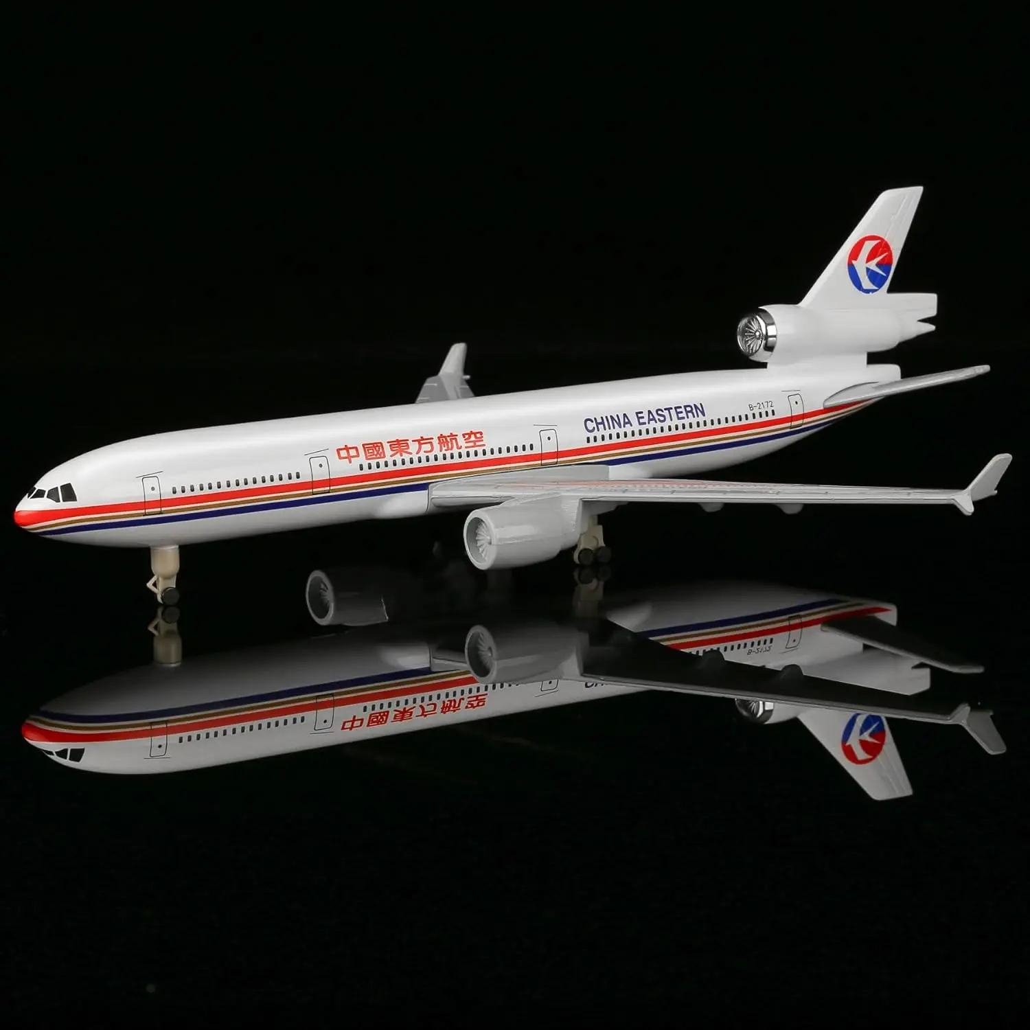 20cm China Eastern Airlines MD-11 Metal Diecast Airplane Model Toy Kit with Stand for Collections Displays or Children's Toys
20cm China Eastern Airlines MD-11 Metal Diecast Airplane Model Toy Kit with Stand for Collections Displays or Children's Toys