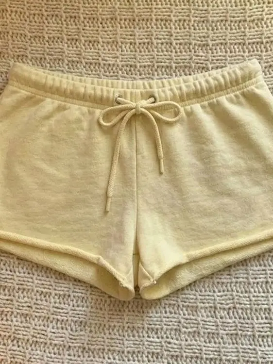 Summer Short Pants Drawstring Home Pants Women's Wear Outdoor Casual High-End Feeling Spicy Small Audience Sleepwear Shorts
Summer Short Pants Drawstring Home Pants Women's Wear Outdoor Casual High-End Feeling Spicy Small Audience Sleepwear Shorts