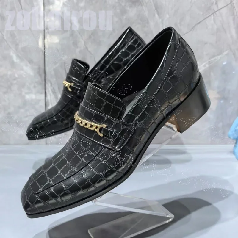 Chain Decor Black Alligator Print Square Toe Loafers Fashion Slip On Men Shoes Luxurious Handmade Party Banquet Men Casual Shoes
Chain Decor Black Alligator Print Square Toe Loafers Fashion Slip On Men Shoes Luxurious Handmade Party Banquet Men Casual Shoes