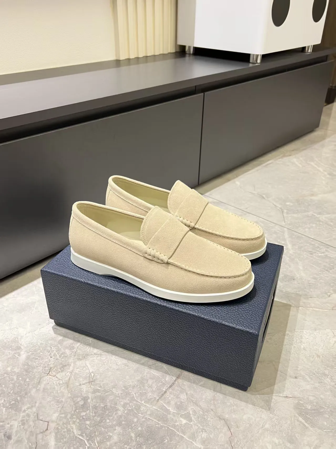 New Arrival Men Matte Suede Loafers,Solid Color Flat Slip On Lazy Shoes,Fashion Casual Walking Footwear,Soft Non Slip Sole 28
New Arrival Men Matte Suede Loafers,Solid Color Flat Slip On Lazy Shoes,Fashion Casual Walking Footwear,Soft Non Slip Sole 28