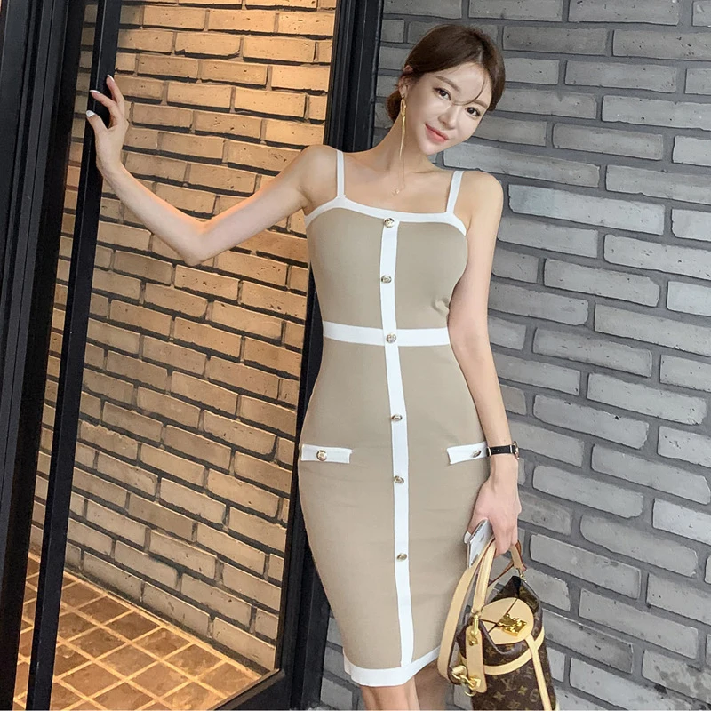 Summer Korean Single Breasted Elegant Square Neck Knitted Wrapped Sling Dress
Summer Korean Single Breasted Elegant Square Neck Knitted Wrapped Sling Dress