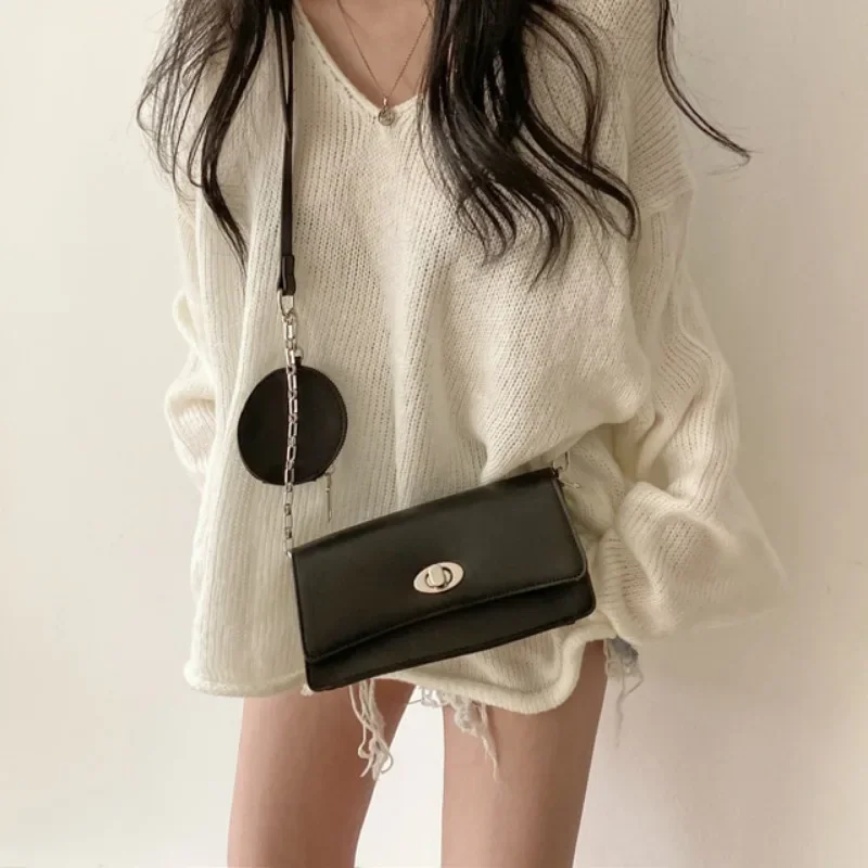 Autumn Winter Loose Sweater Women Fashion Female Long Sleeve V-neck Vintage Pullover Knitted Shirts Casual Sweaters Knitwear
Autumn Winter Loose Sweater Women Fashion Female Long Sleeve V-neck Vintage Pullover Knitted Shirts Casual Sweaters Knitwear
