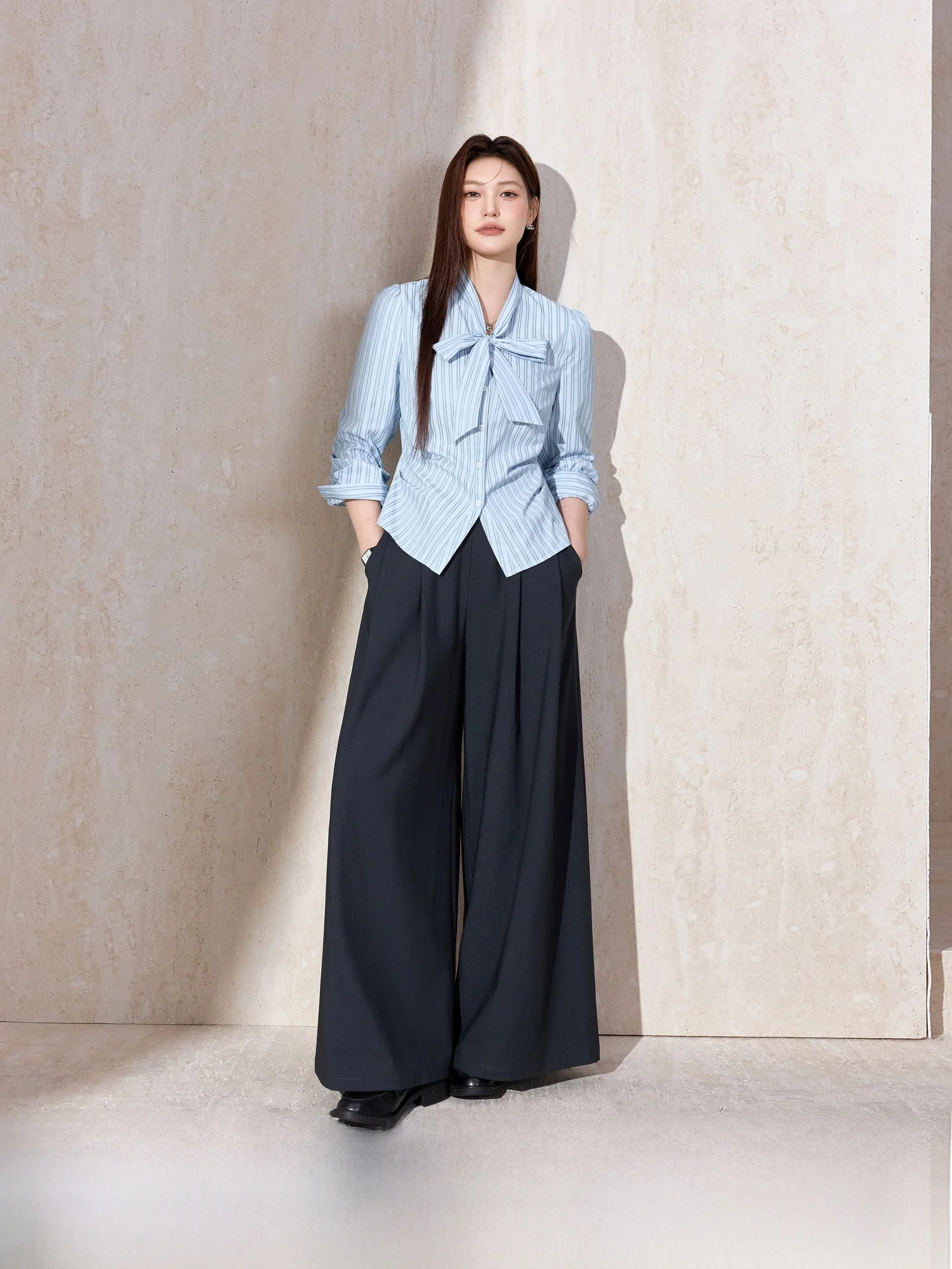 High Waist Wide Leg Suit Pants for plus Size Women Faionable Drapey New Spring Slimming Loose Trousers by Blue Language
High Waist Wide Leg Suit Pants for plus Size Women Faionable Drapey New Spring Slimming Loose Trousers by Blue Language