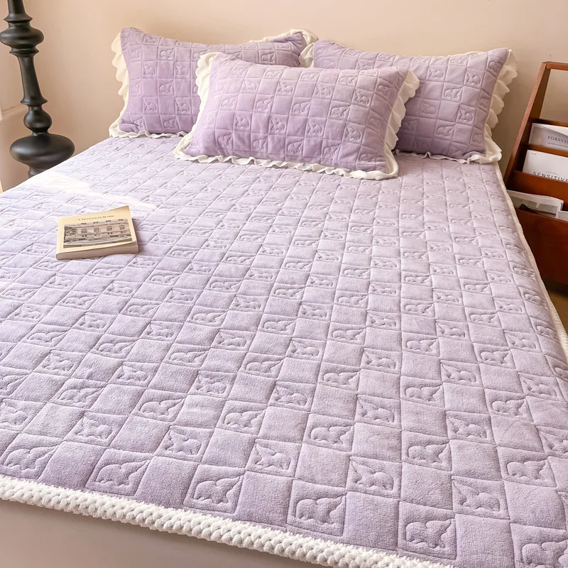 Solid Quilted Elephant Milk Plush Bed Protector Milk Plush Bed Mattress Sheet Winter Thickened Mattress
Solid Quilted Elephant Milk Plush Bed Protector Milk Plush Bed Mattress Sheet Winter Thickened Mattress
