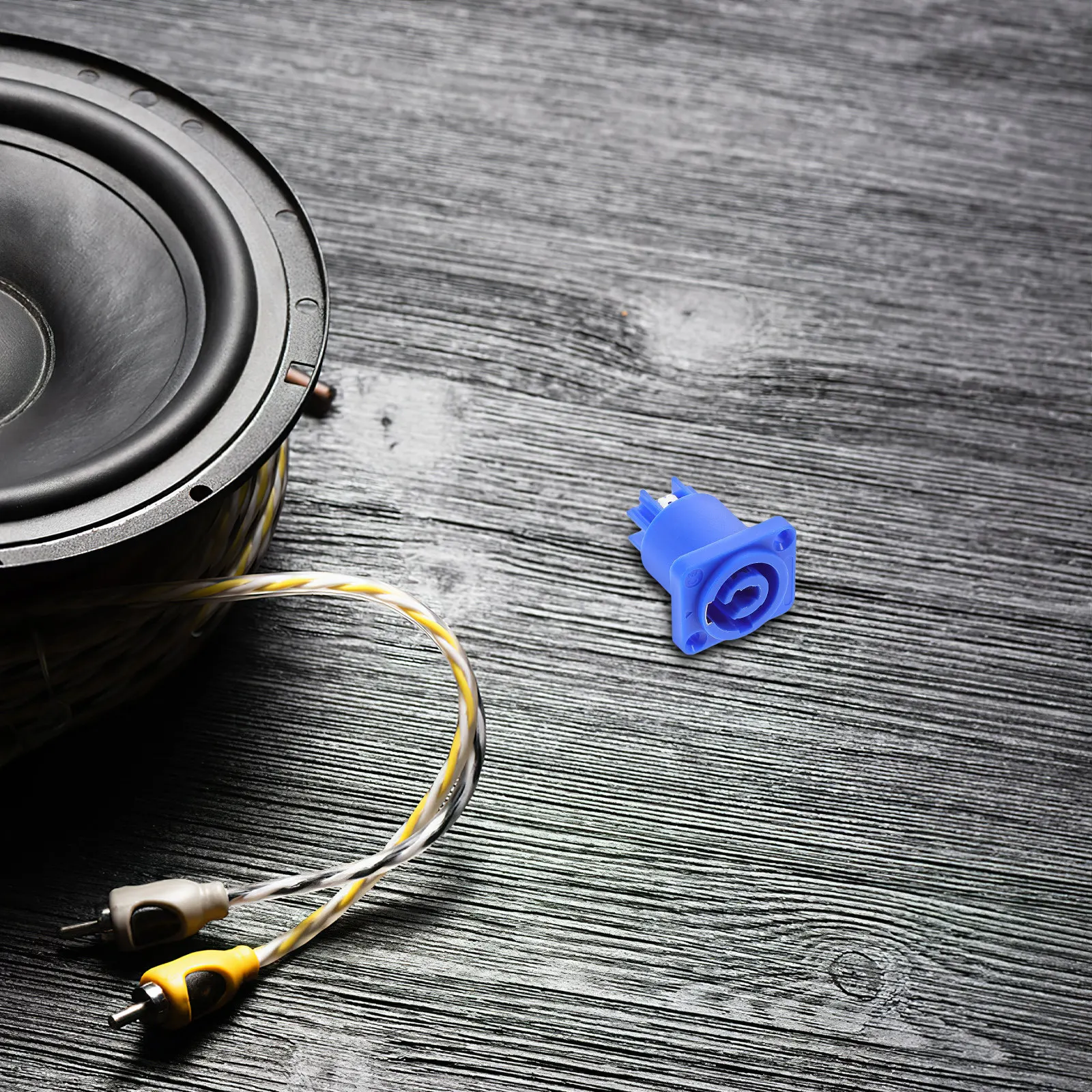 Комплект: силовой разъем для аудиооборудования, светодиодных экранов, усилителей, удлинительный кабель, сетевой фильтр, коннектор
Комплект: силовой разъем для аудиооборудования, светодиодных экранов, усилителей, удлинительный кабель, сетевой фильтр, коннектор