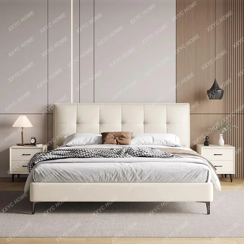 A Light luxury simple leather bed master bedroom leather solid wood soft bag bed
A Light luxury simple leather bed master bedroom leather solid wood soft bag bed