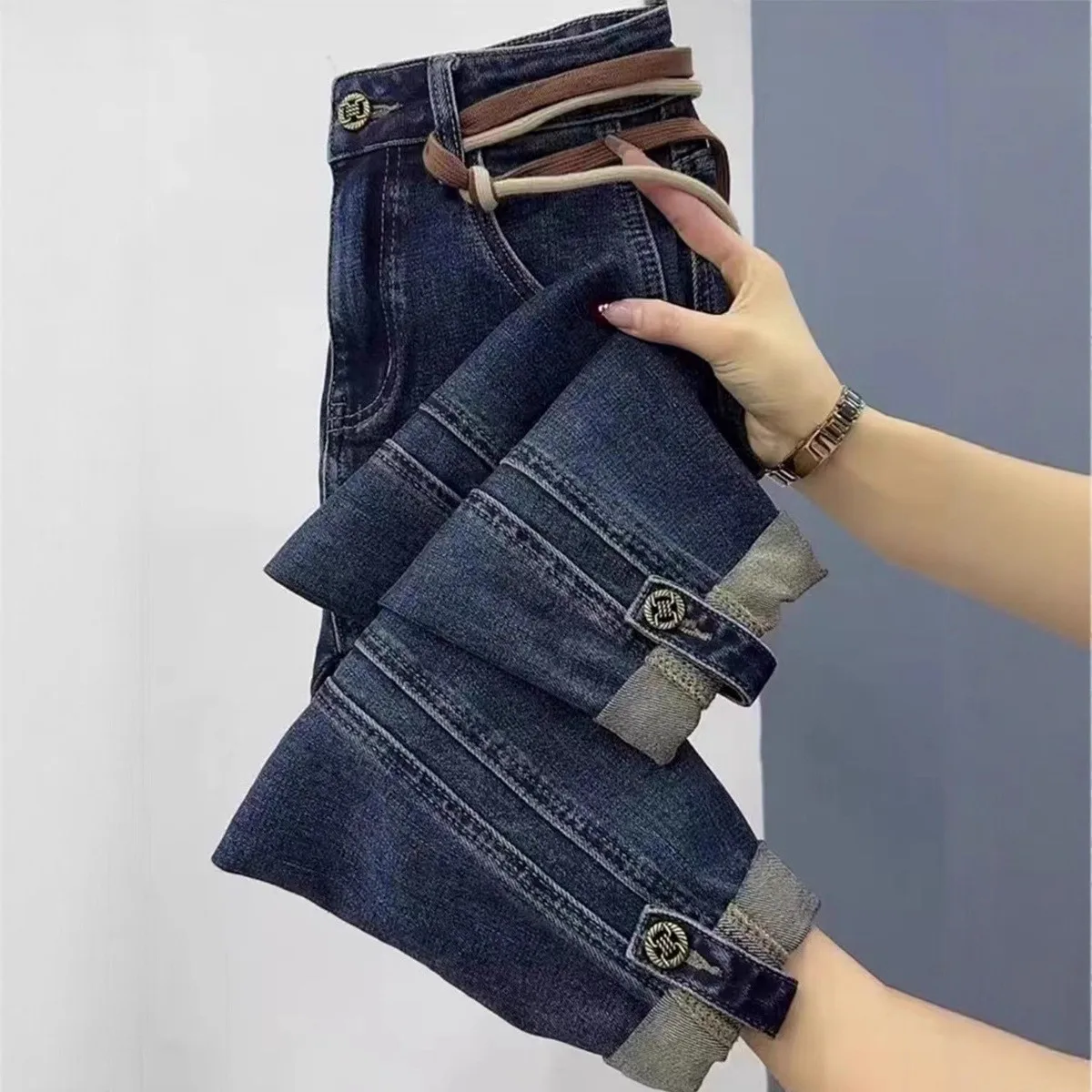 Elastic Harem Jeans Women's High Waist Slimming Versatile Nine-Piece Straight Leg Carrot Dad Pants Casual Style Spring Autumn
Elastic Harem Jeans Women's High Waist Slimming Versatile Nine-Piece Straight Leg Carrot Dad Pants Casual Style Spring Autumn