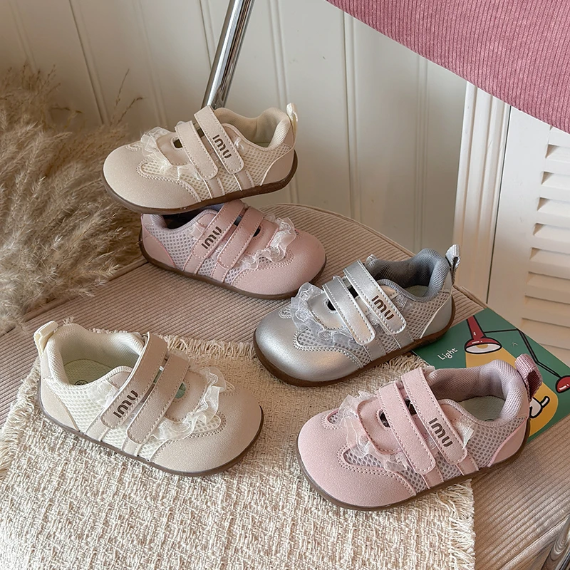 Wide Toe Girls Sneakers Lightweight Soft Sole Versatile Kindergarten Daily Kids Shoes
Wide Toe Girls Sneakers Lightweight Soft Sole Versatile Kindergarten Daily Kids Shoes