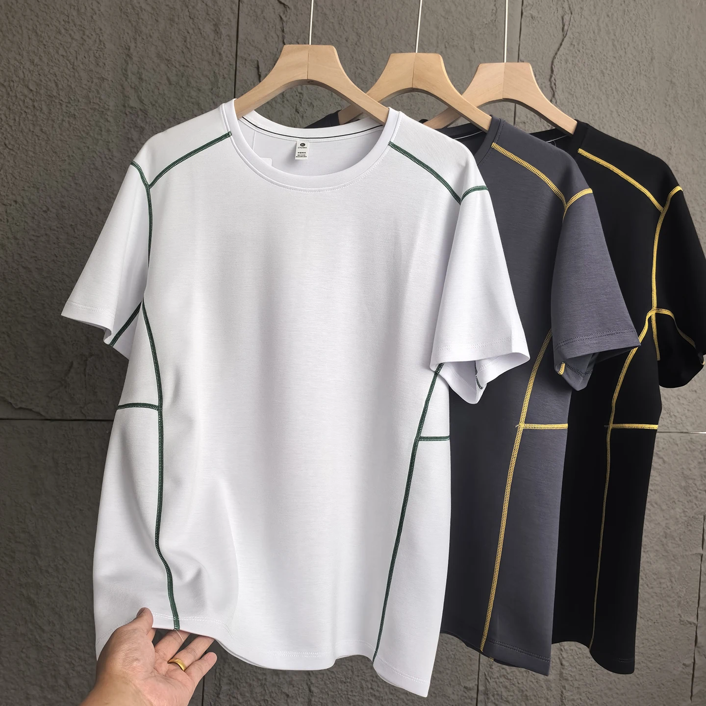 Ultra-Soft Air Layer Men's round Ne ort Sve T-irt Casual Commute Sport Moisture-ng Qui-Dry Urban Faion T-irt
Ultra-Soft Air Layer Men's round Ne ort Sve T-irt Casual Commute Sport Moisture-ng Qui-Dry Urban Faion T-irt