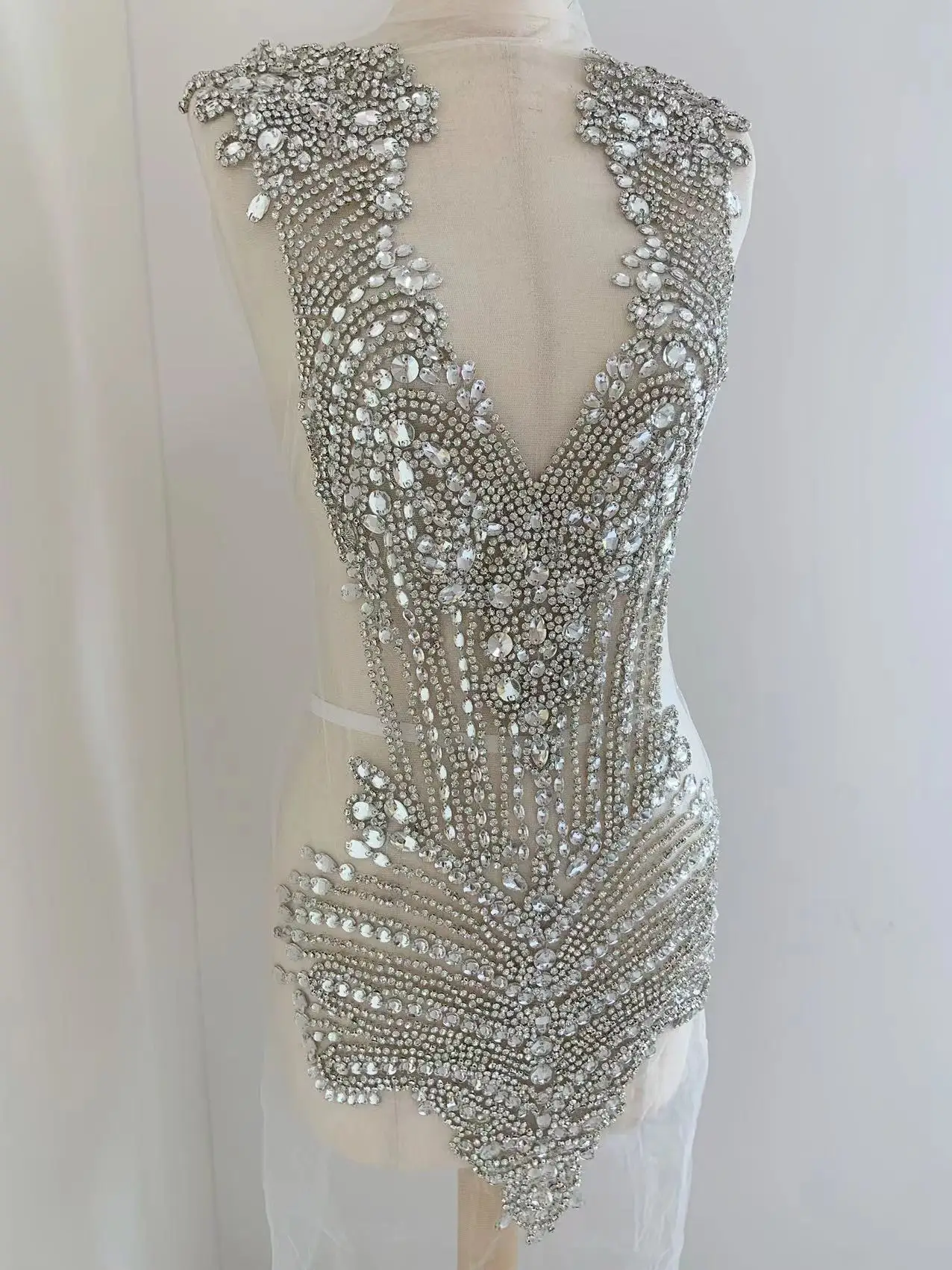 Large Silver Diamond Beaded Patch Deep V Neckline Rhinestone Applique for Sparkle Ball Gown,Wedding Dress,Couture Accessories
Large Silver Diamond Beaded Patch Deep V Neckline Rhinestone Applique for Sparkle Ball Gown,Wedding Dress,Couture Accessories