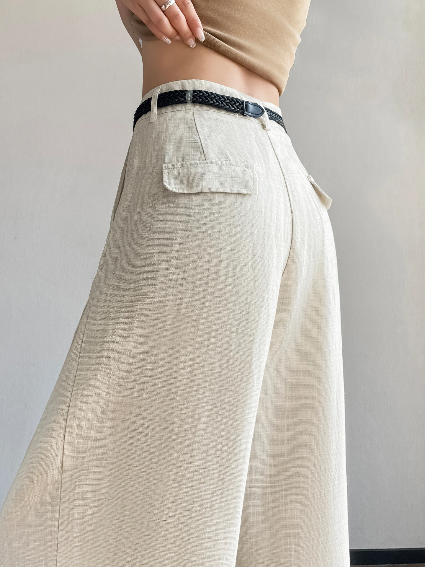 High-End Women's Linen Suit Pants Ice Silk Drapey Summer New Style Yamamoto Wide Leg Pants Casual High Waist Zipper Fly
High-End Women's Linen Suit Pants Ice Silk Drapey Summer New Style Yamamoto Wide Leg Pants Casual High Waist Zipper Fly