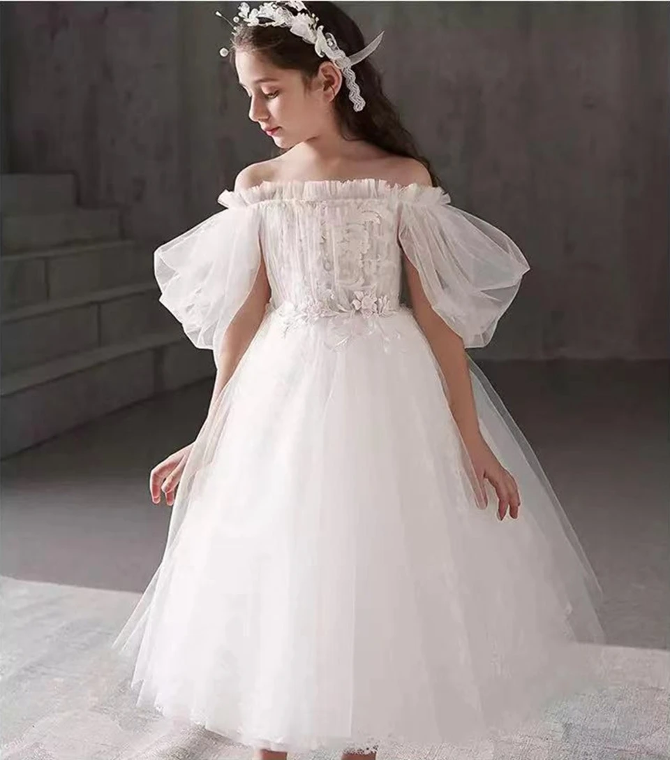 Flower Girl Dresses For Weddings Princess Floor Length Tulle Appliques Off Shoulder First Communion Evening Party Dresses
Flower Girl Dresses For Weddings Princess Floor Length Tulle Appliques Off Shoulder First Communion Evening Party Dresses
