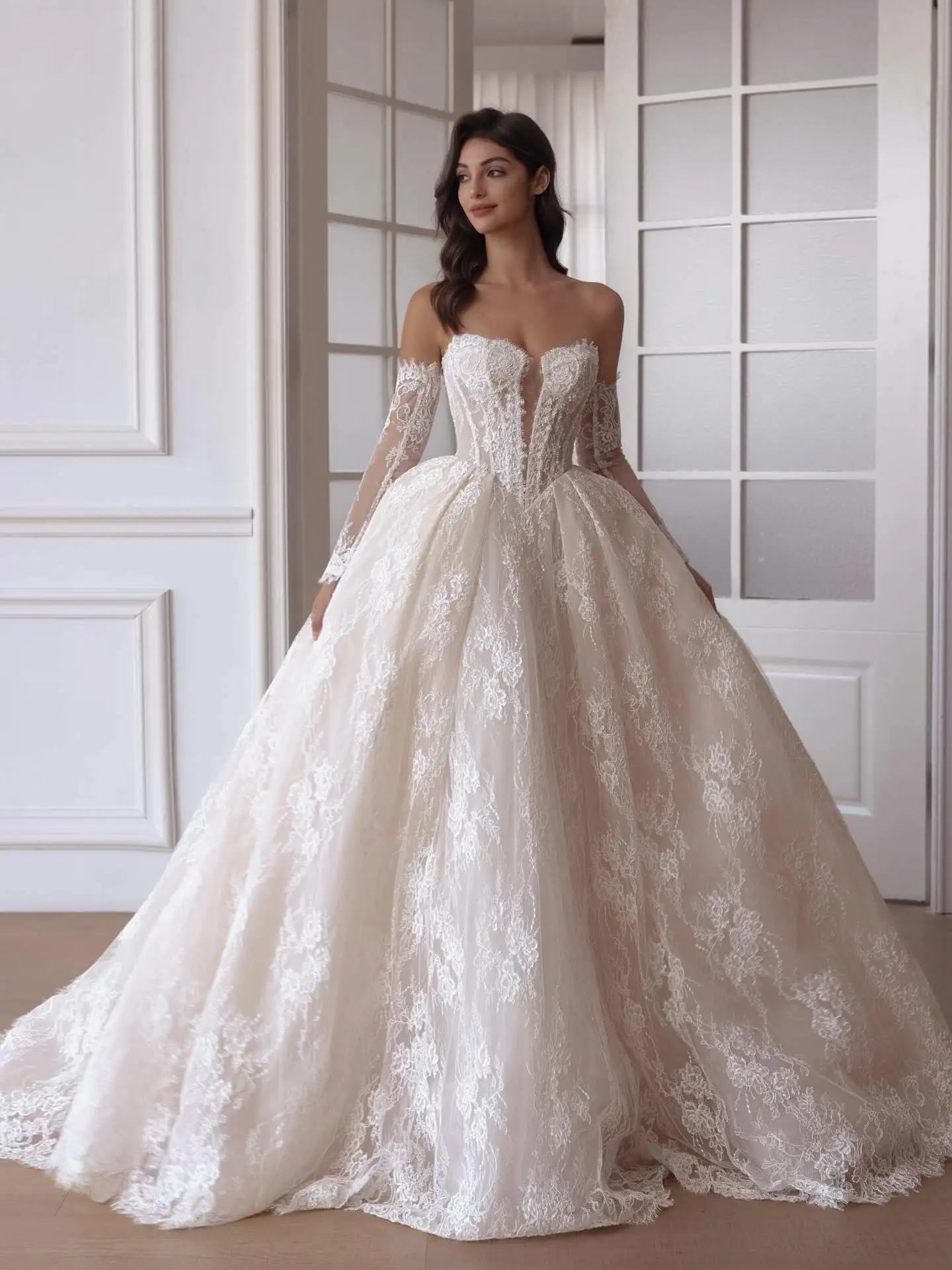Customized Elegant Strapless Deep V Floral Lace Ball Gown Wedding Dress Low Back Chapel Train Bridal Gown Vestidos De Novia
Customized Elegant Strapless Deep V Floral Lace Ball Gown Wedding Dress Low Back Chapel Train Bridal Gown Vestidos De Novia