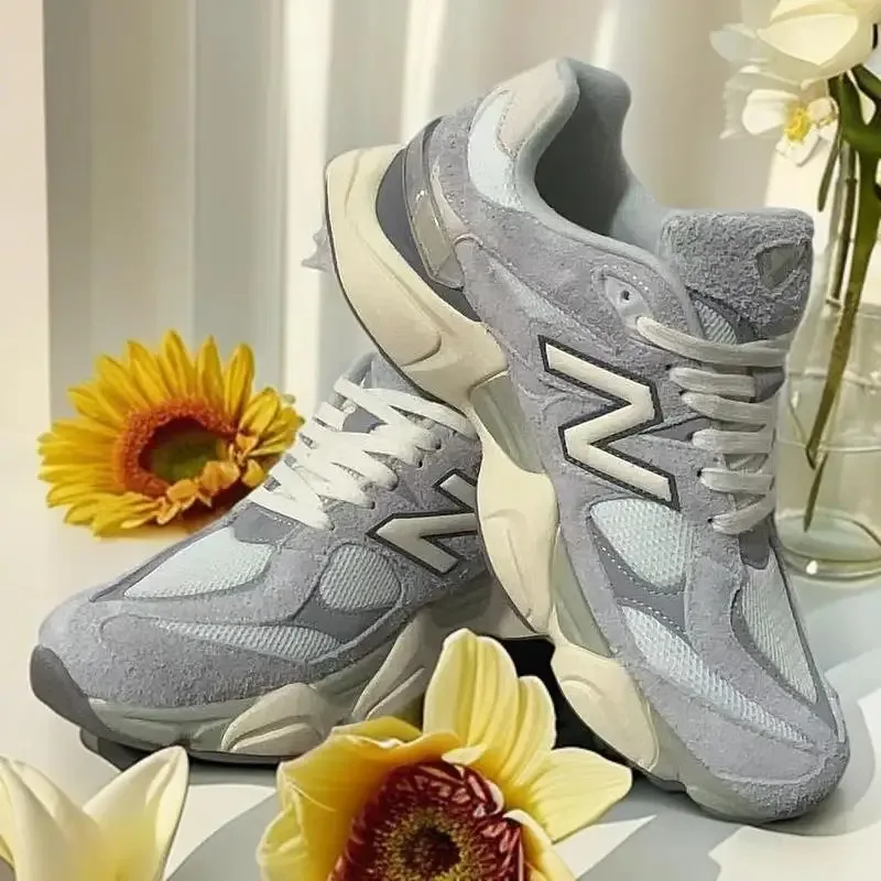 Осенняя спортивная обувь, высококачественная спортивная ультралегкая, амортизирующая, модная классическая повседневная обувь для бега
Осенняя спортивная обувь, высококачественная спортивная ультралегкая, амортизирующая, модная классическая повседневная обувь для бега