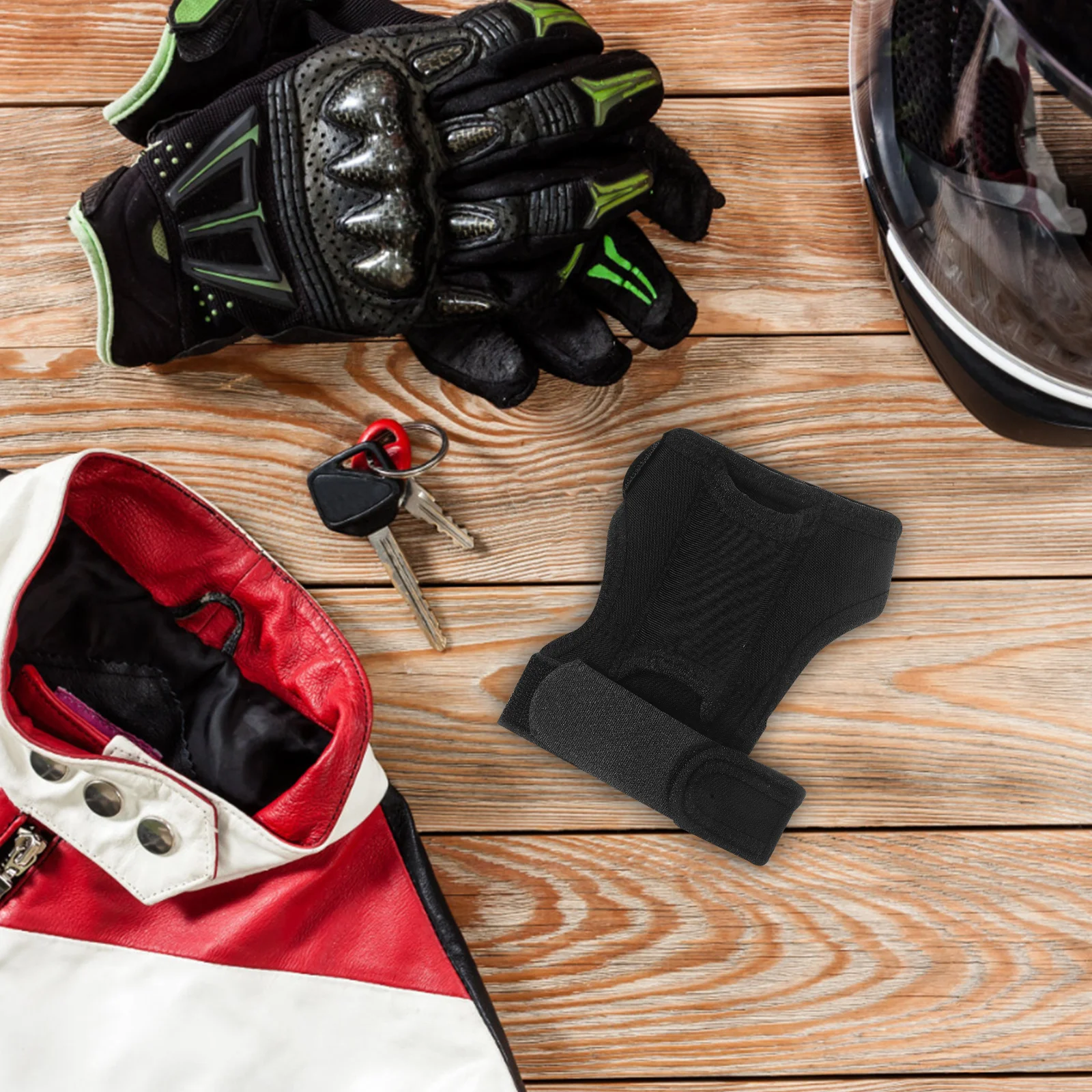 Diving Wrist Flashlight Holder Waterproof Shockproof Adjustable Strap for Outdoor Hiking Cycling Scuba Dive Gear Accessories
Diving Wrist Flashlight Holder Waterproof Shockproof Adjustable Strap for Outdoor Hiking Cycling Scuba Dive Gear Accessories