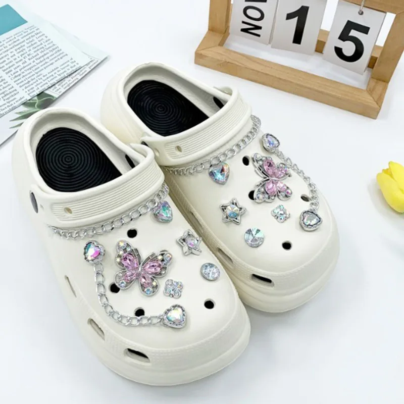 14PCS Fashion Shoe Charms Set Accessories Hole Shoe Buckle Retro Colored Diamond Butterfly Chain DIY Shoes Decorations Gift
14PCS Fashion Shoe Charms Set Accessories Hole Shoe Buckle Retro Colored Diamond Butterfly Chain DIY Shoes Decorations Gift