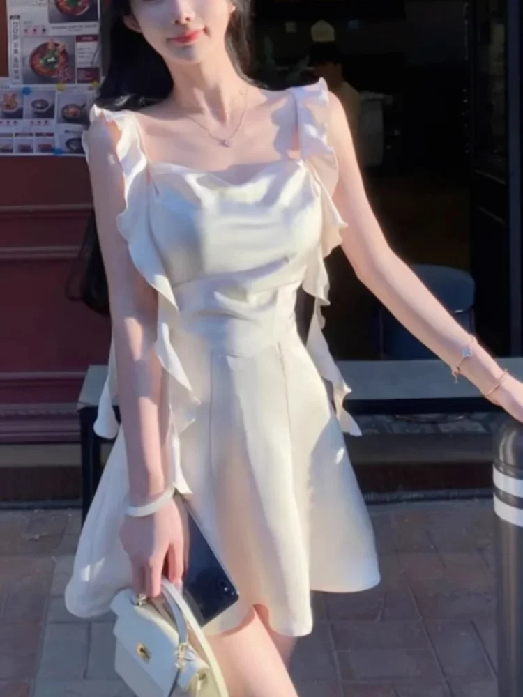 Elegant Party Y2k Mini Stain Dress Women Sleeveless Fairy Strap Dress Office Lady Vintage One Piece Dress Korean 2025 Summer
Elegant Party Y2k Mini Stain Dress Women Sleeveless Fairy Strap Dress Office Lady Vintage One Piece Dress Korean 2025 Summer