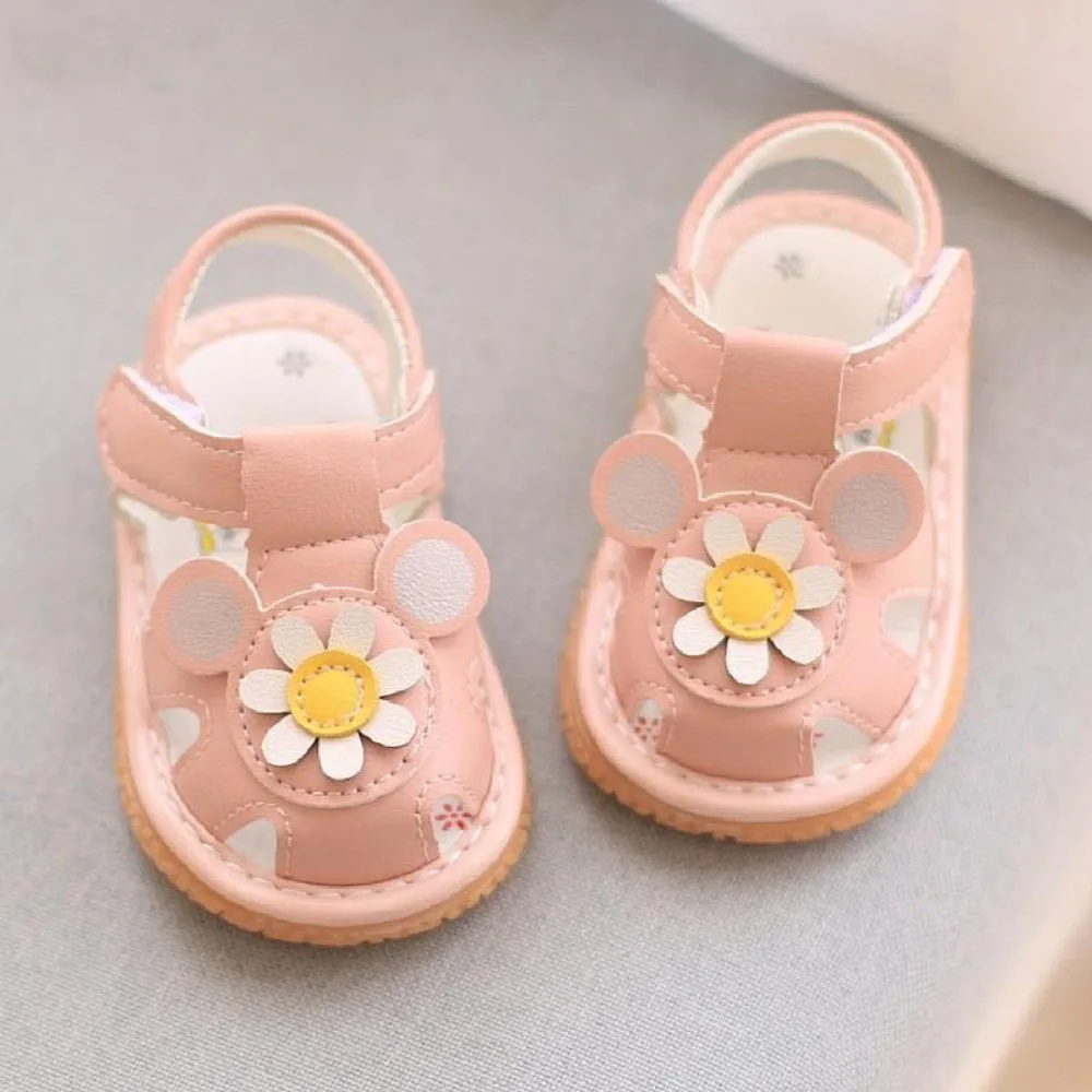 Soft Bottom Summer Kids Shoes Hollow Out with Sound Girls Toddler Shoes Leathers Anti-slip Flower Children Sandals Newborn
Soft Bottom Summer Kids Shoes Hollow Out with Sound Girls Toddler Shoes Leathers Anti-slip Flower Children Sandals Newborn