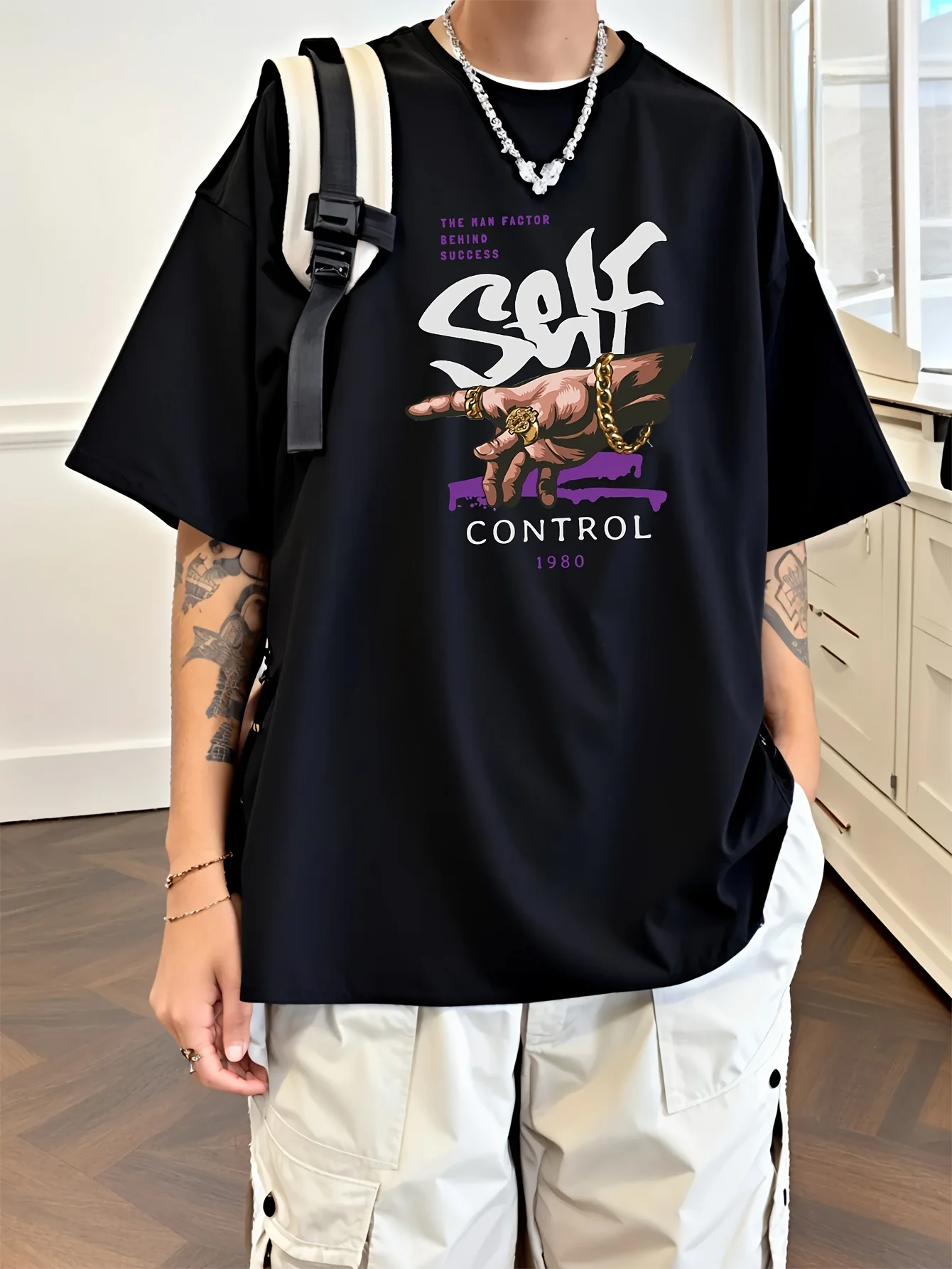 Men's money hand letter print athleisure versatile short-sleeved T-shirt
Men's money hand letter print athleisure versatile short-sleeved T-shirt