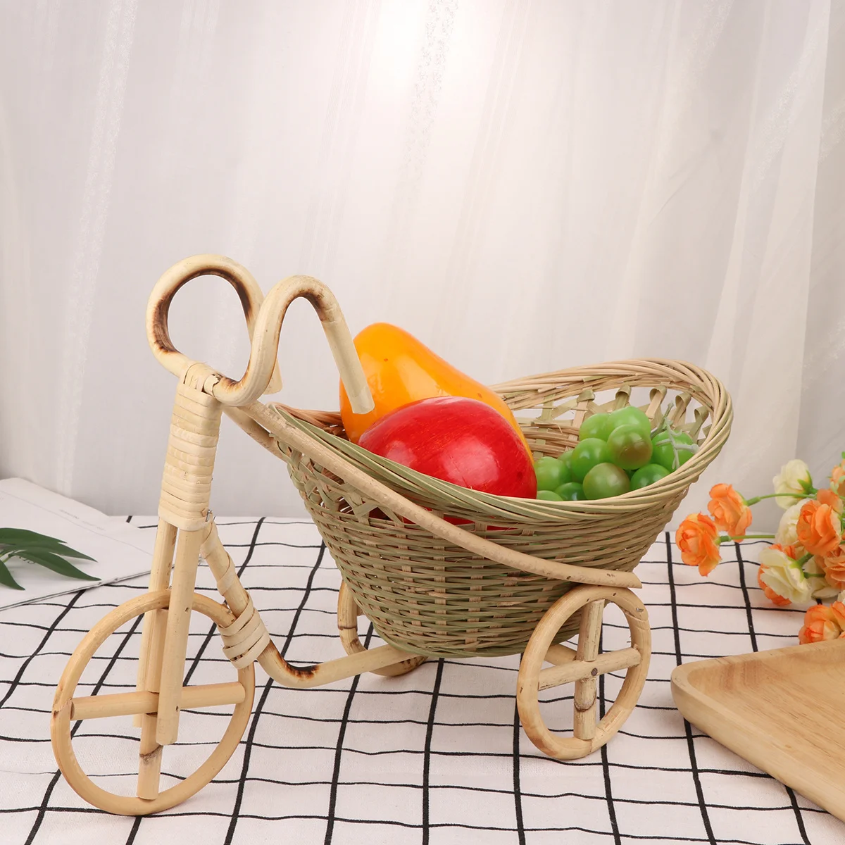 1Pcs Bamboo Woven Food Serving Basket Tricycle Shape Handmade Storage Holder Container for Fruit Candy Kitchen Decoration
1Pcs Bamboo Woven Food Serving Basket Tricycle Shape Handmade Storage Holder Container for Fruit Candy Kitchen Decoration