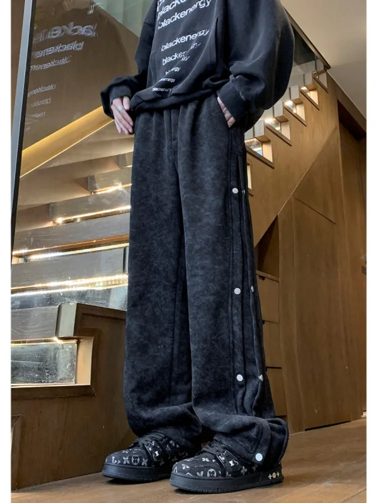 American Sle Casual Loose Men's Sport Pants Spring Autumn Straight Leg Wide Leg Pants Floor Length Trousers with Buttons
American Sle Casual Loose Men's Sport Pants Spring Autumn Straight Leg Wide Leg Pants Floor Length Trousers with Buttons