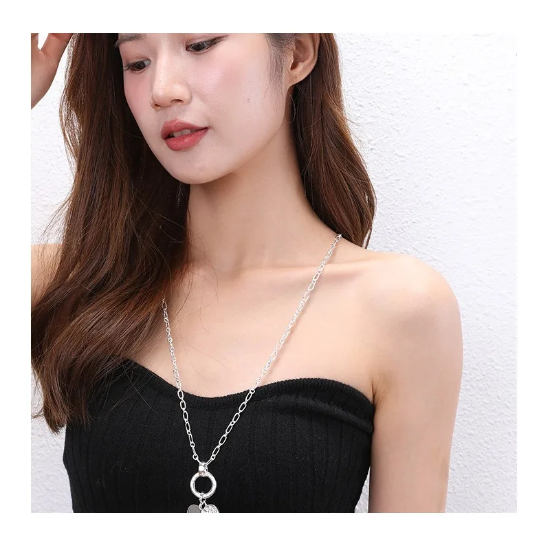 Long Necklace Jewelry Popular Pendant Love Senior Long Women's Fashion Sweater Chain
Long Necklace Jewelry Popular Pendant Love Senior Long Women's Fashion Sweater Chain