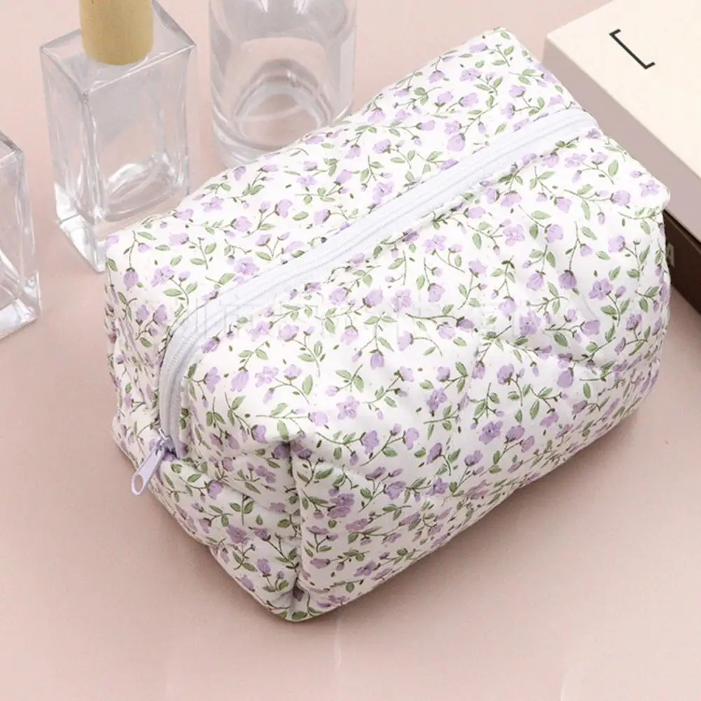 Makeup Bag Flower Print Cosmetic Bag Set with Zipper Closure for Travel Business Trips Capacity Portable Pouch for Makeup Lotion
Makeup Bag Flower Print Cosmetic Bag Set with Zipper Closure for Travel Business Trips Capacity Portable Pouch for Makeup Lotion