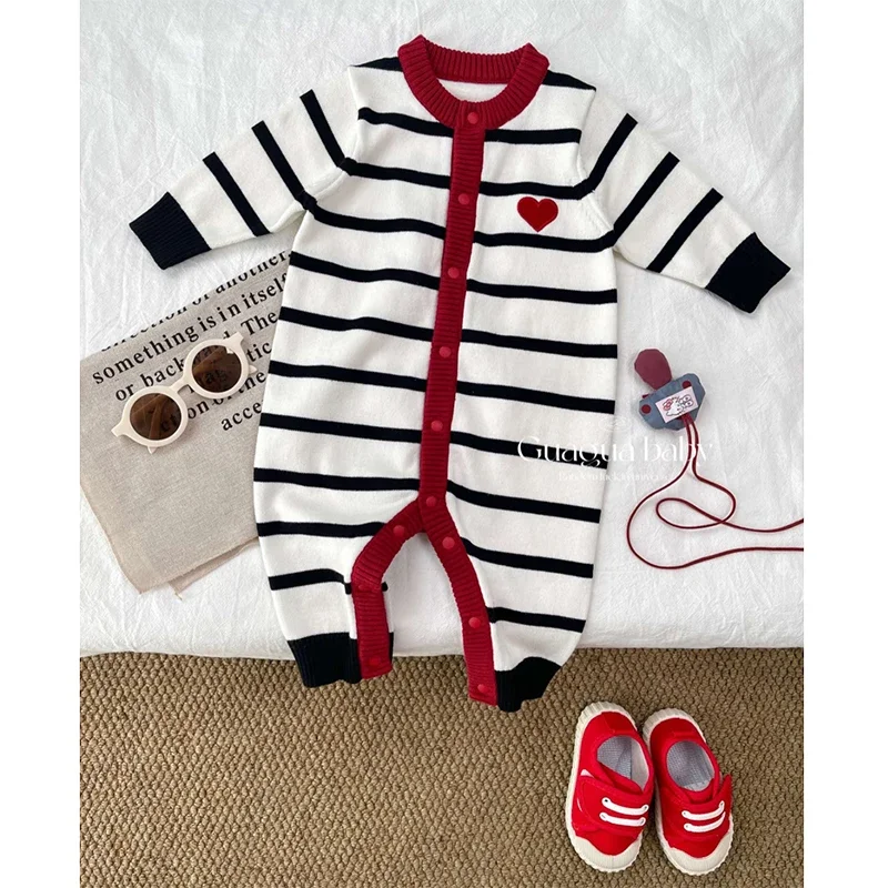 2025 Baby Boys Jumpsuit Thicken Knitwear Outfits Autumn Sweater Infant Girls Boys Embroidery Heart Clothing Knit Romper Stripe
2025 Baby Boys Jumpsuit Thicken Knitwear Outfits Autumn Sweater Infant Girls Boys Embroidery Heart Clothing Knit Romper Stripe