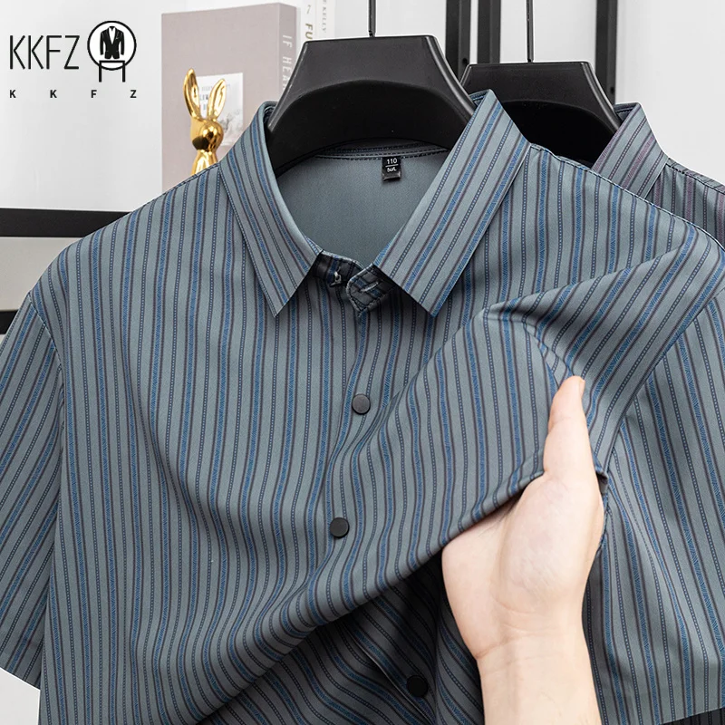 Men Summer Striped Short Sleeve Shirt Breathable Anti Wrinkle Business Casual Button Down Office Wear Blouse
Men Summer Striped Short Sleeve Shirt Breathable Anti Wrinkle Business Casual Button Down Office Wear Blouse