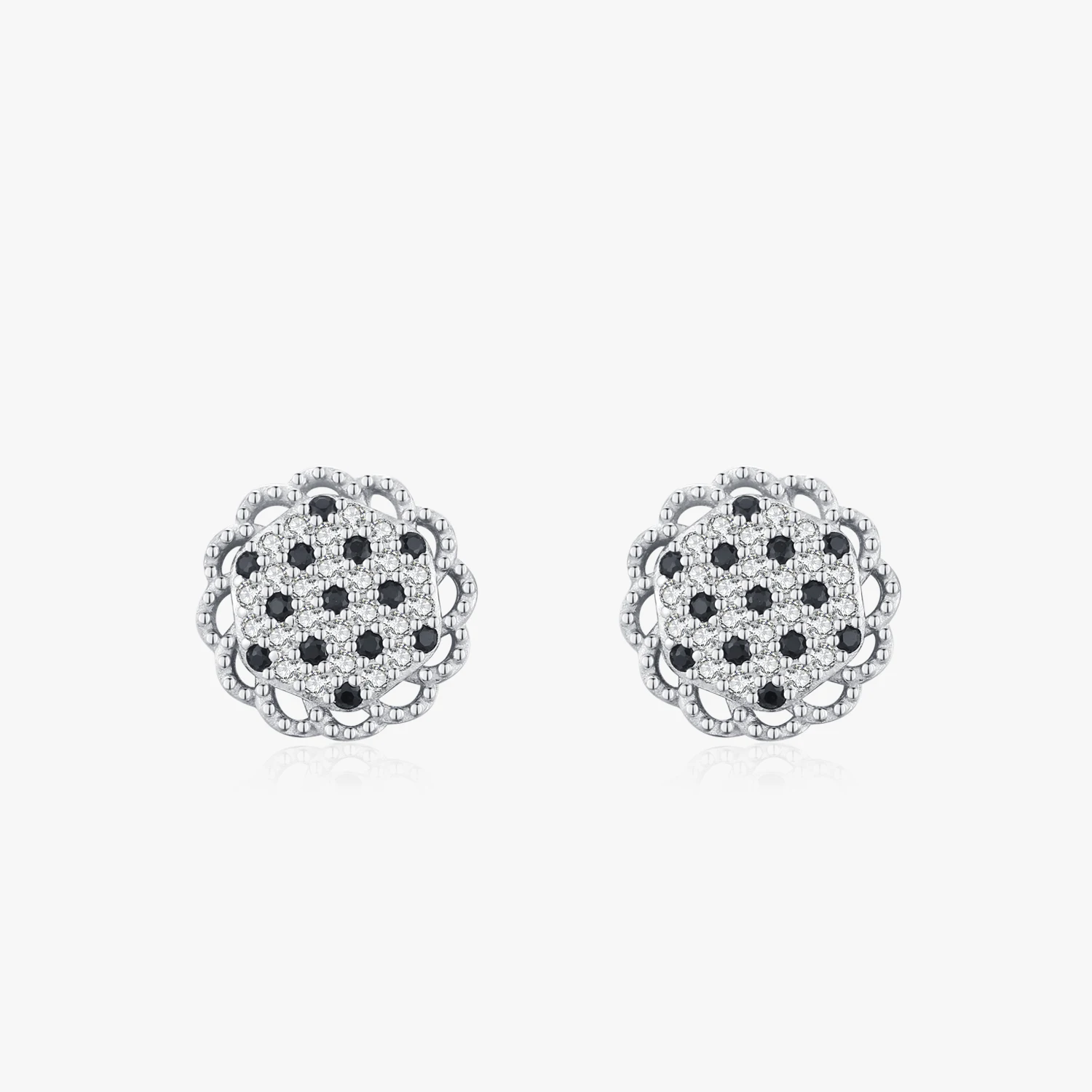 925 Sterling Silver Luxury Sparkling Black CZ Flowers Stud Earrings for Women Wedding Engagement Fine Female Jewelry Gift
925 Sterling Silver Luxury Sparkling Black CZ Flowers Stud Earrings for Women Wedding Engagement Fine Female Jewelry Gift