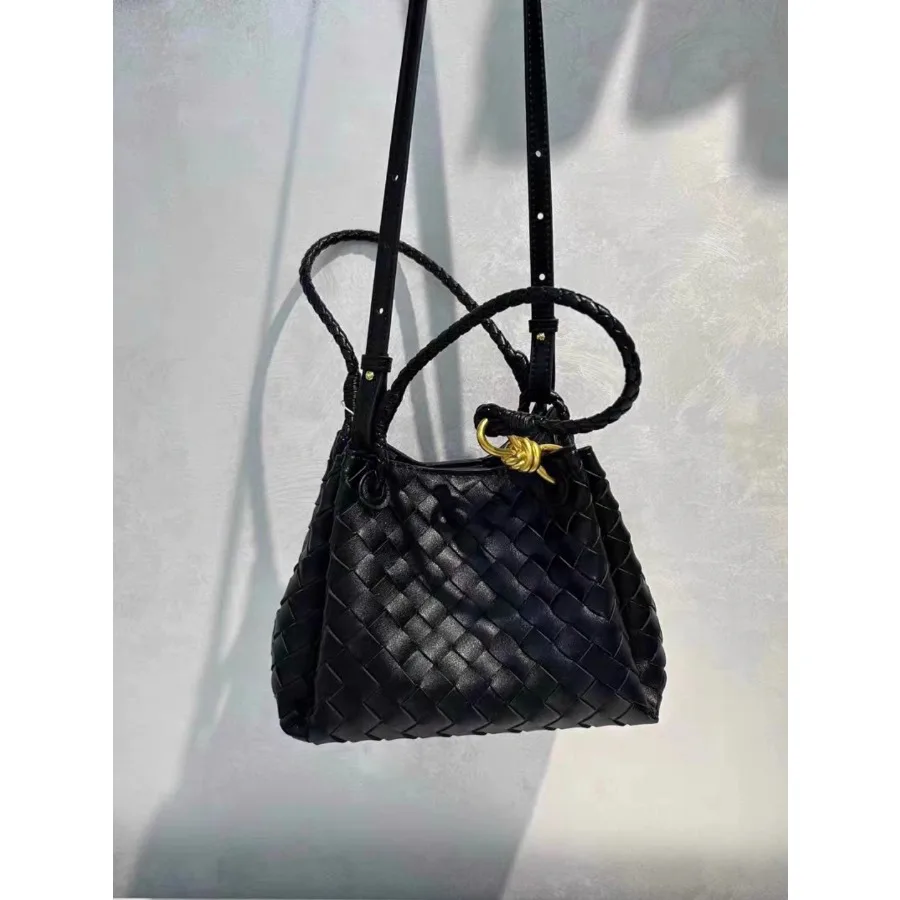 vegetable basket bag Simple hand-woven parachute bag commuter versatile portable shoulder messenger vegetable basket bag
vegetable basket bag Simple hand-woven parachute bag commuter versatile portable shoulder messenger vegetable basket bag