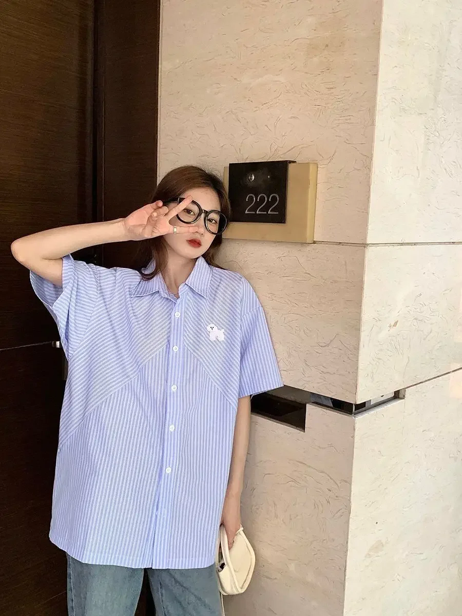 Shirts Women Cotton Blend Tapered Waist Notched Collar Regular Fit Corporate Seminar Modern Blouse For Career Lady Daily Use
Shirts Women Cotton Blend Tapered Waist Notched Collar Regular Fit Corporate Seminar Modern Blouse For Career Lady Daily Use