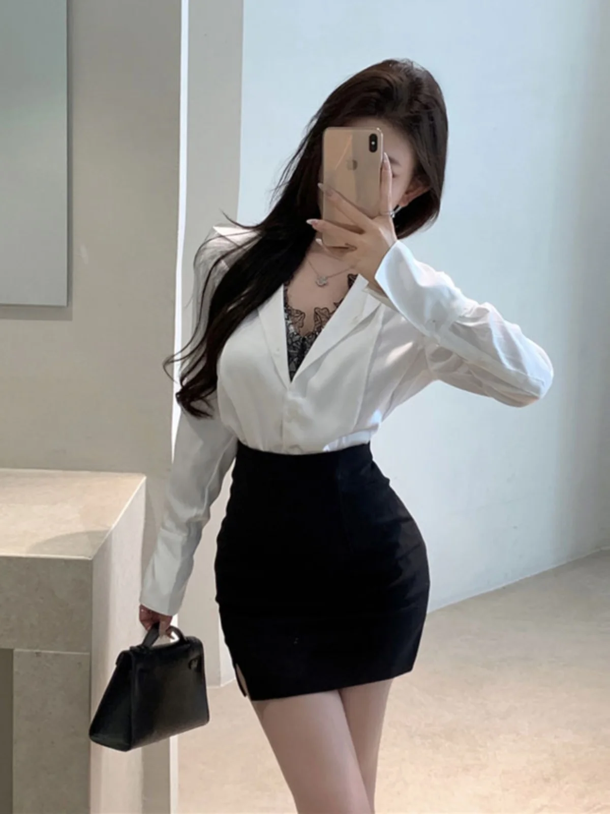Elegant Unique Two-Piece Set V-Neck Shirt And Wrap Skirt Professional Satin Short Korean Style Comfortable Autumn Fashion Women
Elegant Unique Two-Piece Set V-Neck Shirt And Wrap Skirt Professional Satin Short Korean Style Comfortable Autumn Fashion Women
