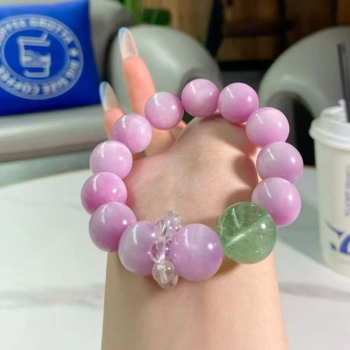 Natural Crystal Bracelet, 15mm Large Particles, Purple Lithium Hui, Green Fluorite, Light Luxury Fashion Women's Bracelet
Natural Crystal Bracelet, 15mm Large Particles, Purple Lithium Hui, Green Fluorite, Light Luxury Fashion Women's Bracelet