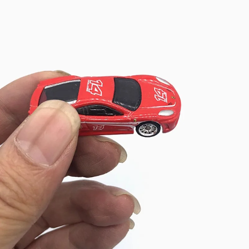 Bluk 1:72 F430 Моделирование сплава Модель автомобиля Коллекция Дисплей Игрушки Подарки Сувениры
Bluk 1:72 F430 Моделирование сплава Модель автомобиля Коллекция Дисплей Игрушки Подарки Сувениры