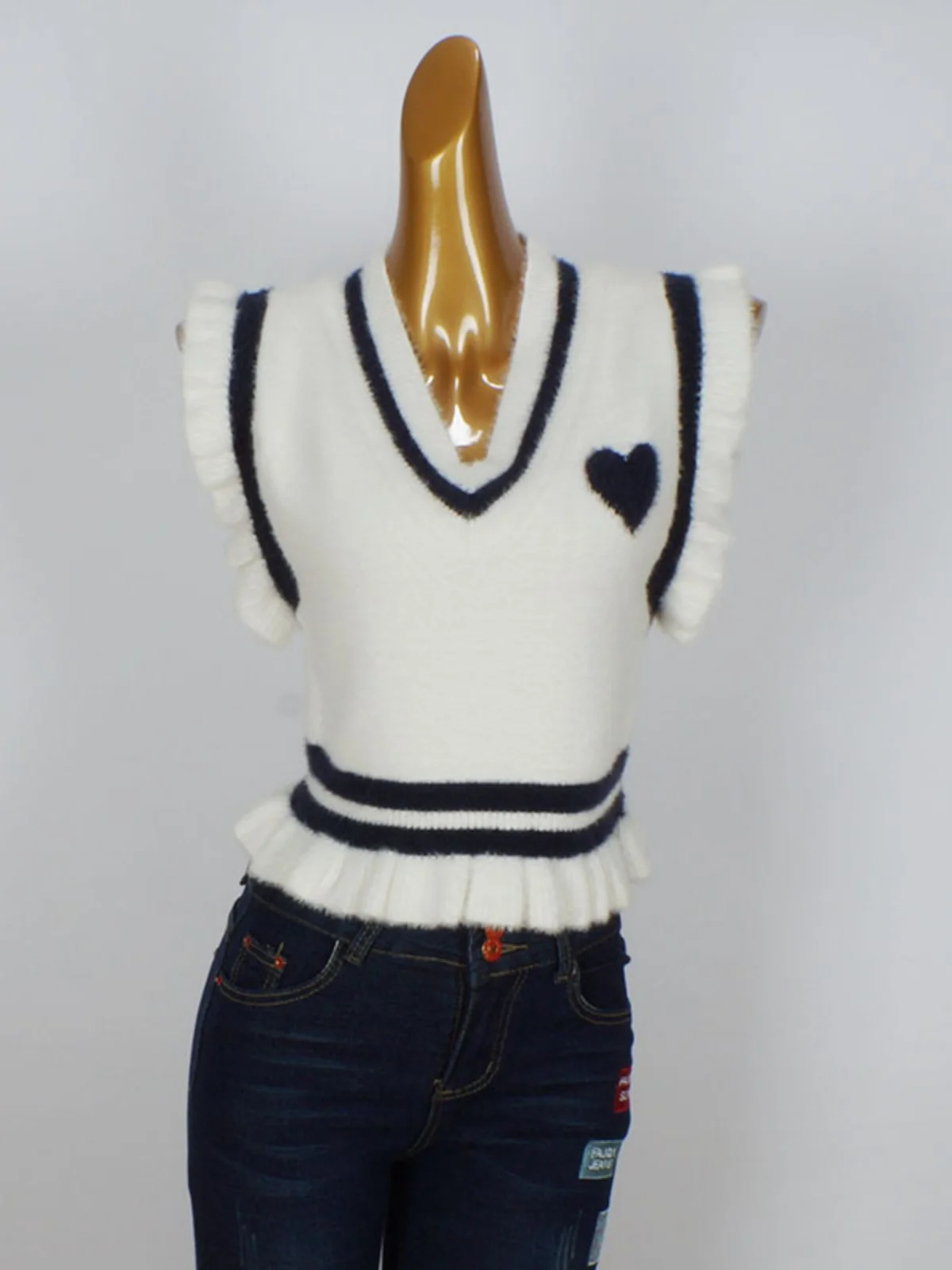 Свободный корейский вязаный жилет из меха кролика с V-образным вырезом и кружевным сердечком, универсальная верхняя одежда для осени и зимы
Свободный корейский вязаный жилет из меха кролика с V-образным вырезом и кружевным сердечком, универсальная верхняя одежда для осени и зимы