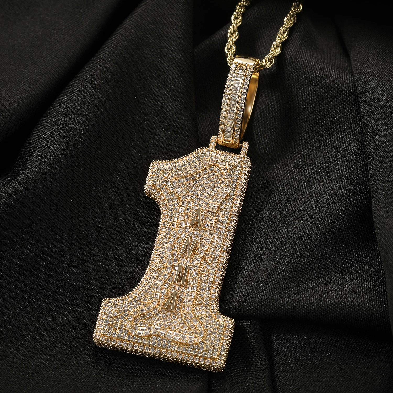 UWIN Customized Mini Letters on Number 1 Pendant Iced Out Baguettecz Charms Personalized Hip Hop Jewelry for Rappers
UWIN Customized Mini Letters on Number 1 Pendant Iced Out Baguettecz Charms Personalized Hip Hop Jewelry for Rappers