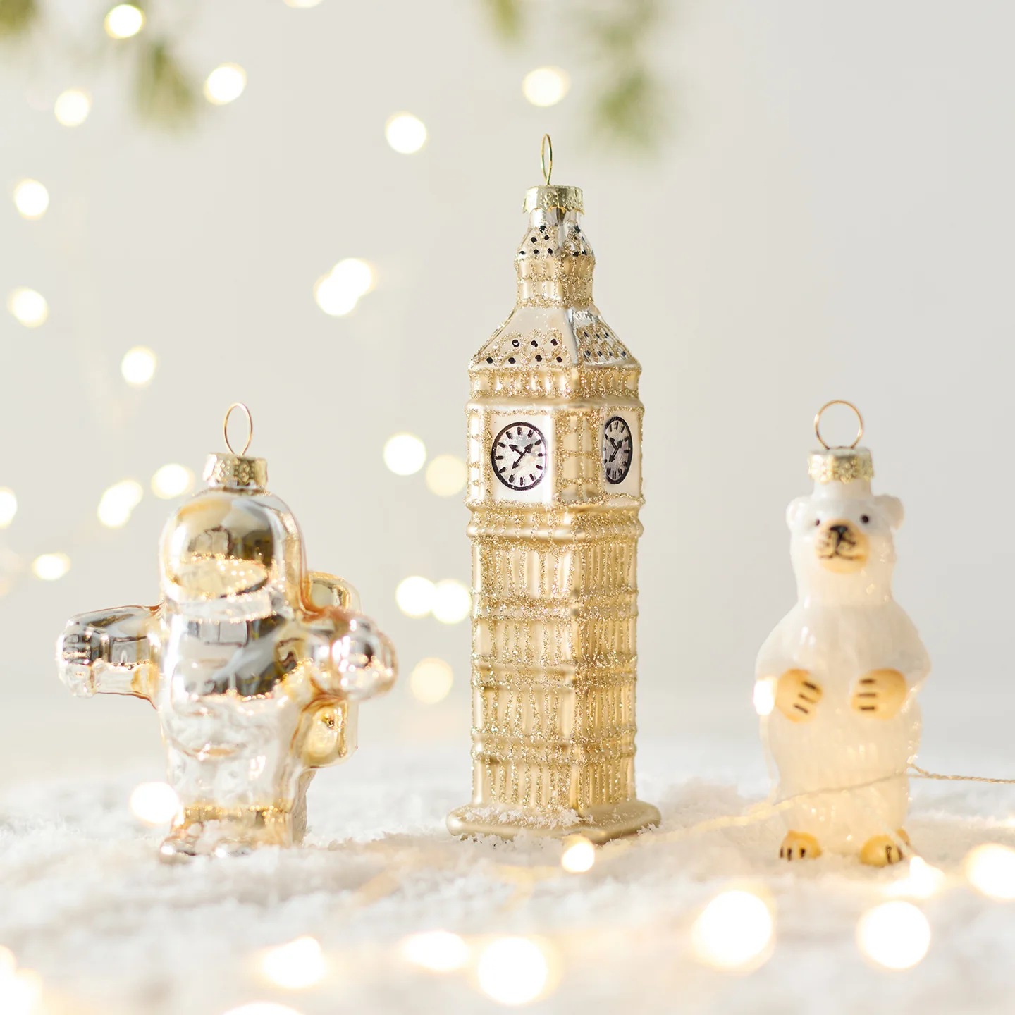 New Christmas Decorations: Glass-Painted Elderly Astronaut Alien-Shaped Glass Christmas Tree Ornaments
New Christmas Decorations: Glass-Painted Elderly Astronaut Alien-Shaped Glass Christmas Tree Ornaments