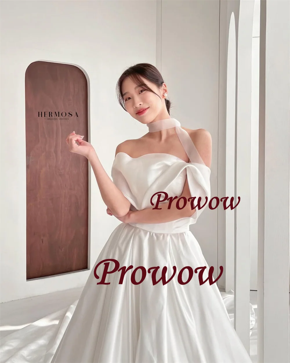 Prowow Elegant Off the Shoulder A Line Wedding Dress Korea Photo Shoot Draped Satin Bridal Gown Sweep Train Corset Customized
Prowow Elegant Off the Shoulder A Line Wedding Dress Korea Photo Shoot Draped Satin Bridal Gown Sweep Train Corset Customized