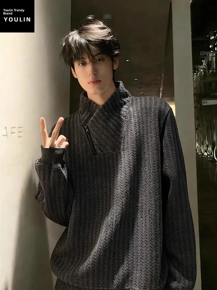 Мужская толстовка на молнии с флисовой подкладкой в американском стиле, с высоким воротником, в полоску, для осени и зимы, повседневная одежда
Мужская толстовка на молнии с флисовой подкладкой в американском стиле, с высоким воротником, в полоску, для осени и зимы, повседневная одежда