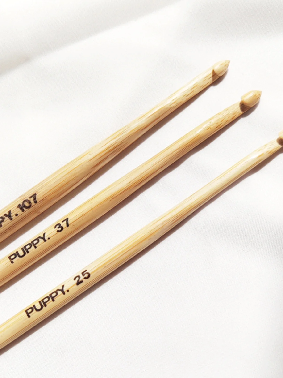 Puppy Double-Headed Metal Bamboo Crochet Needle Knitting Tool Yarn Hook Home Fabric DIY Sewing Accories
Puppy Double-Headed Metal Bamboo Crochet Needle Knitting Tool Yarn Hook Home Fabric DIY Sewing Accories