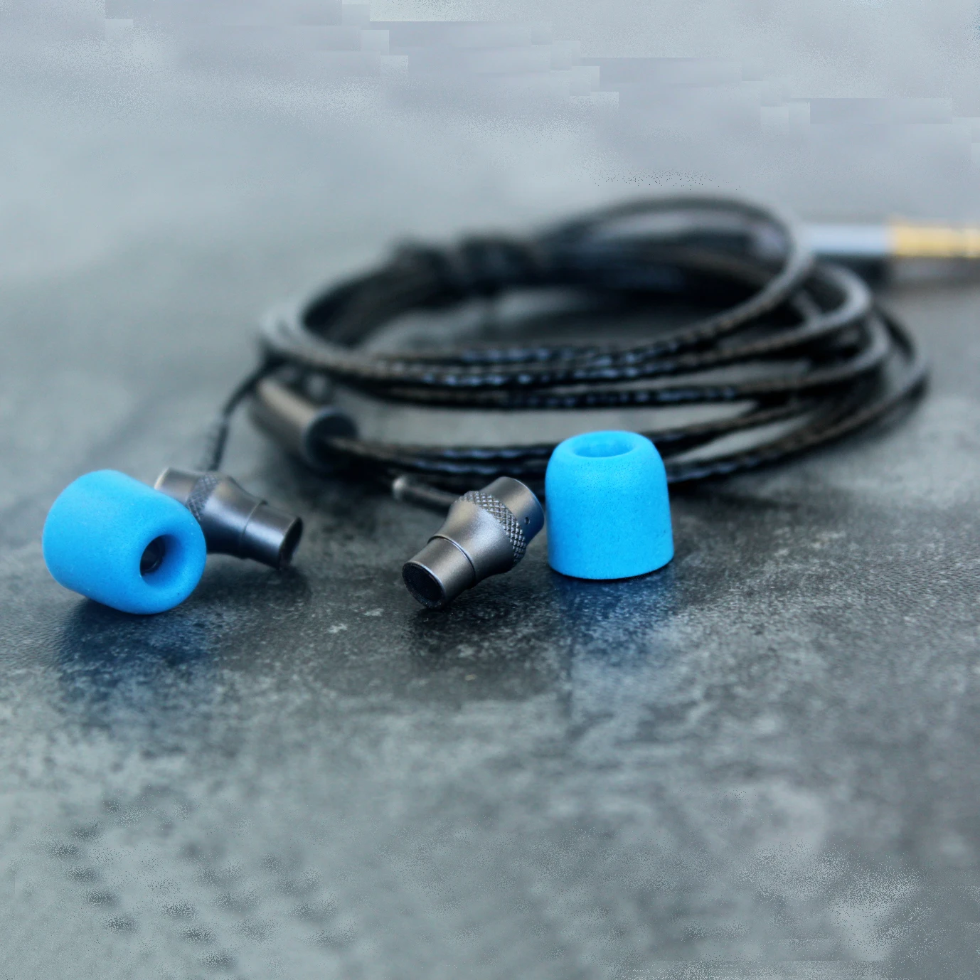 3.5mm Durable Miniature Elite Audiophile Earbuds Stereo Headsets Wired In-ear Earphones
3.5mm Durable Miniature Elite Audiophile Earbuds Stereo Headsets Wired In-ear Earphones