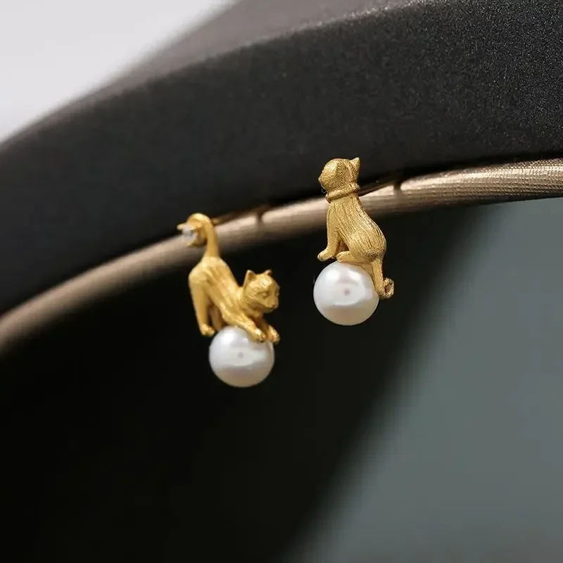 Fashion Vintage Copper Alloy Fun Cute Asymmetric Cat Pearl Zircon Earrings for Women Girlfriend Gift Jewelry
Fashion Vintage Copper Alloy Fun Cute Asymmetric Cat Pearl Zircon Earrings for Women Girlfriend Gift Jewelry